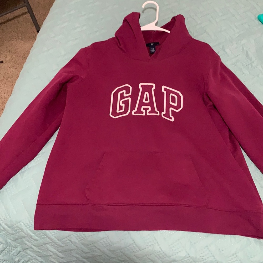 GAP maroon hoodie